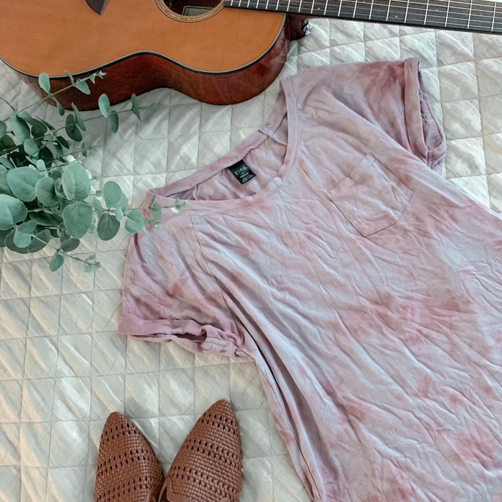 zara zine tie dye tee shirt with front pocket